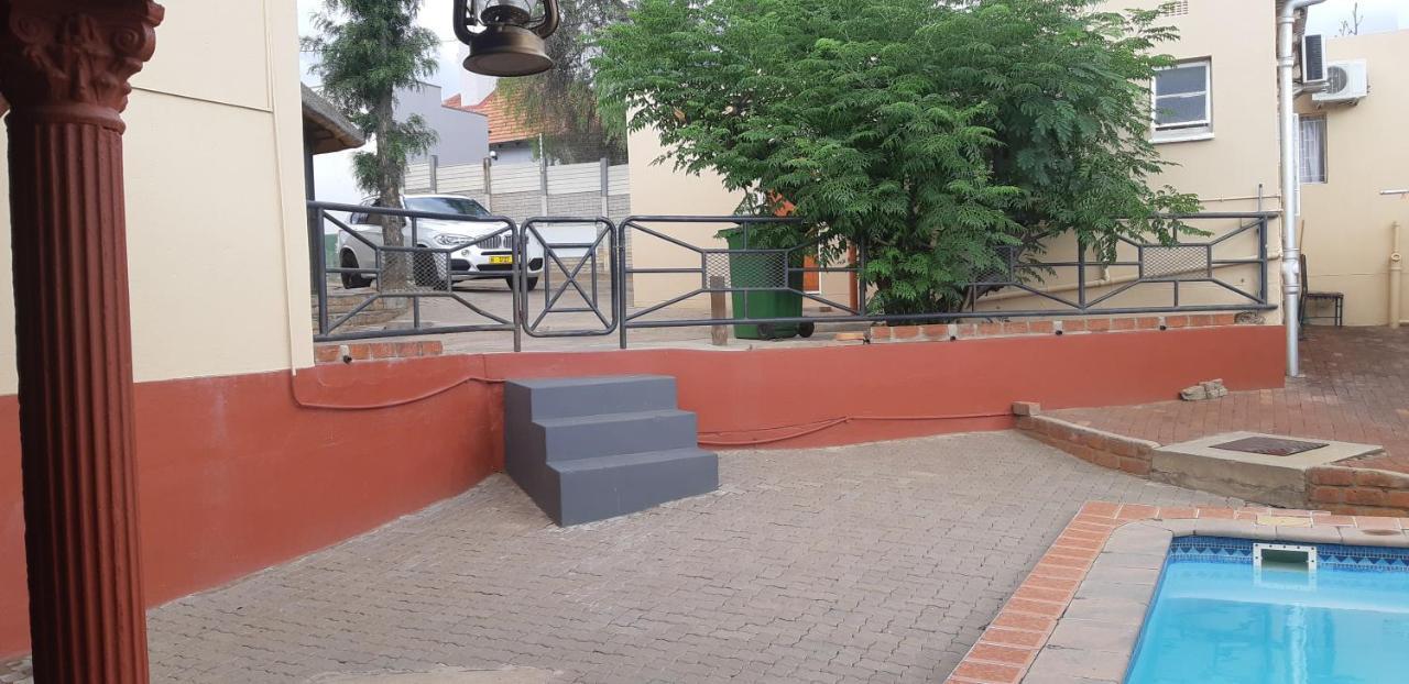 African Sky Guesthouse Windhoek Exterior photo