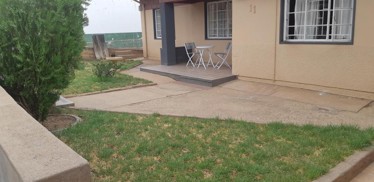 African Sky Guesthouse Windhoek Exterior photo